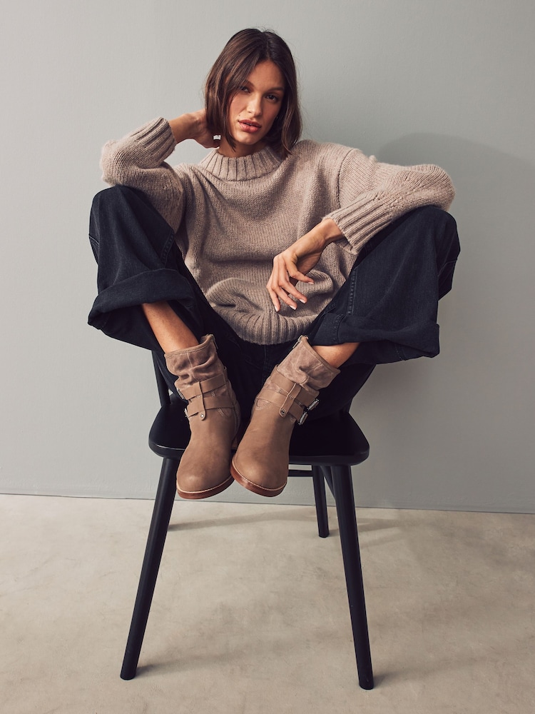 Nerc rjava - Mehki usnjeni gležnjarji Forever Comfort® - Slika 2 iz 8 Nerc rjava - Mehki usnjeni gležnjarji Forever Comfort® - Slika 2 iz 8