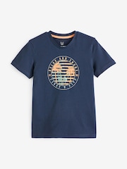 JACK & JONES JUNIOR modra kratek rokav; s kratkimi rokavi okrogel ovratnik; z okroglim ovratnikom Natisnjena majica 2 komplet - Slika 3 iz 3
