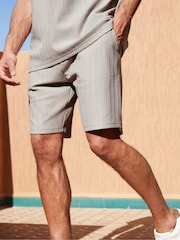 Threadbare Stone Textured Elasticated Waist Shorts - Image 4 of 4