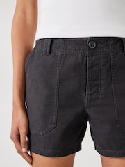 Schwarz - Hush – Kia – Shorts aus 100 % Baumwolle mit Waschung - Bild 4 von 5