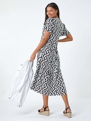 Roman Black Geometric Print Tiered Midi Dress - Image 2 of 5
