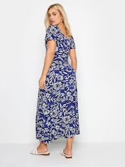 Yours Curve Blue Floral Print Tiered Maxi Dress - Image 2 of 4