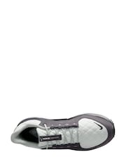 Nike Grey/Silver Winflo 11 GORE-TEX Road Running Trainers - Image 4 of 5