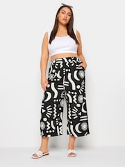 Yours Curve Black Black Abstract Print Wide Leg Cropped Trousers - Image 3 of 6