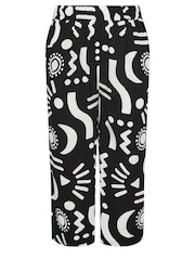 Yours Curve Black Black Abstract Print Wide Leg Cropped Trousers - Image 6 of 6