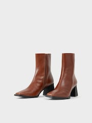 Vagabond Shoemakers Cinnamon Hedda Ankle Boots - Image 1 of 3