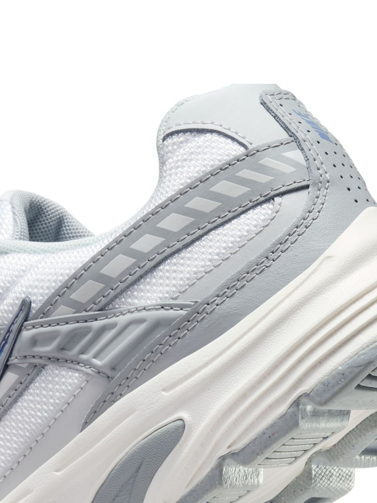 Nike Grey Initiator Retro Runner Trainers - Image 7 of 8