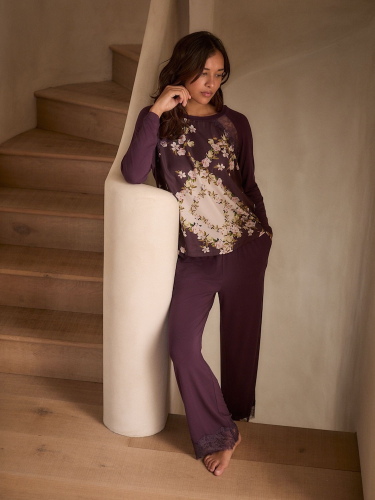 B By Ted Baker Pyjamas, lila, floral - Bild 1 von 10 B By Ted Baker Pyjamas, lila, floral - Bild 1 von 10