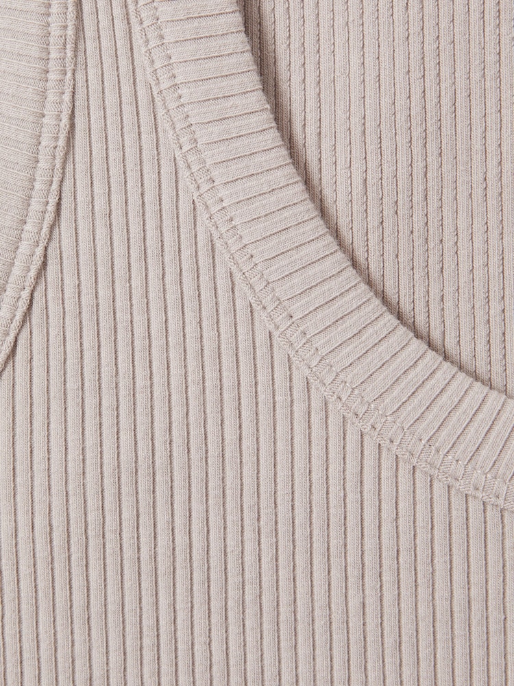 Reiss Mink Elle Ribbed Cotton Blend Vest - Image 5 of 5