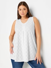 Yours Curve White Broderie Pleated Swing Vest - Image 4 of 5