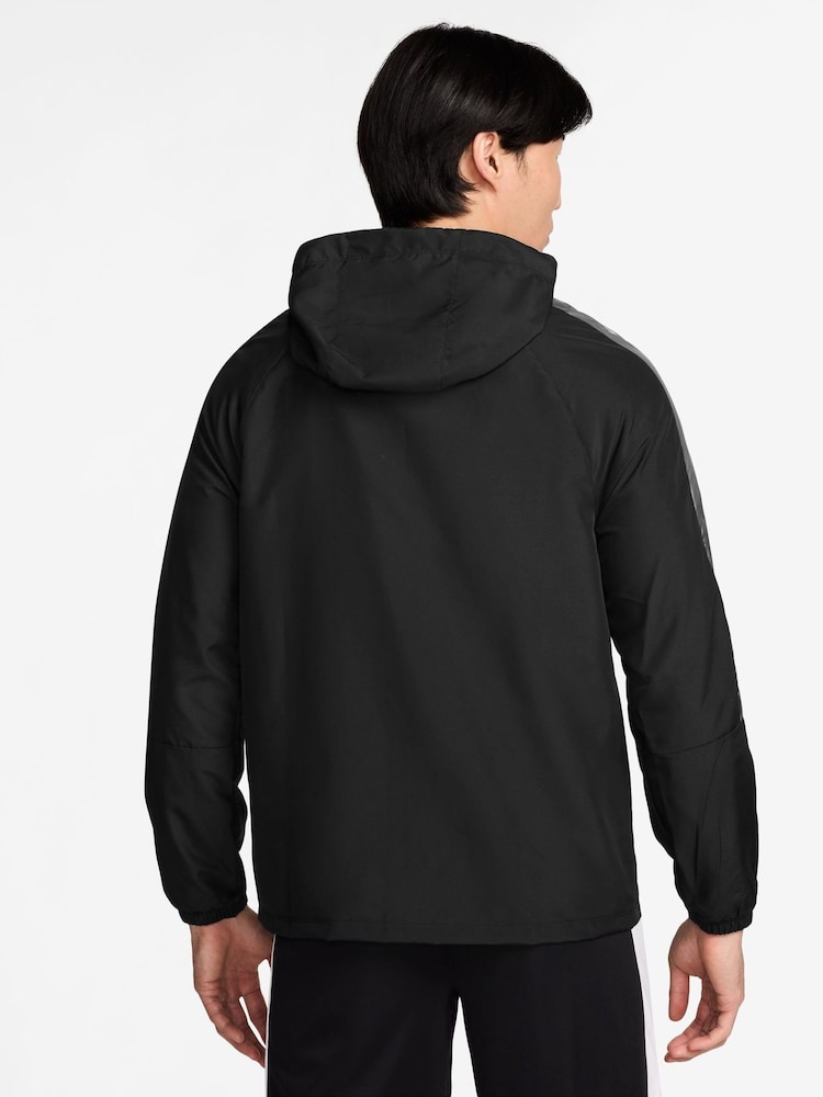 Chaqueta impermeable de entrenamiento con capucha Academy de Nike - Imagen 2 de 3