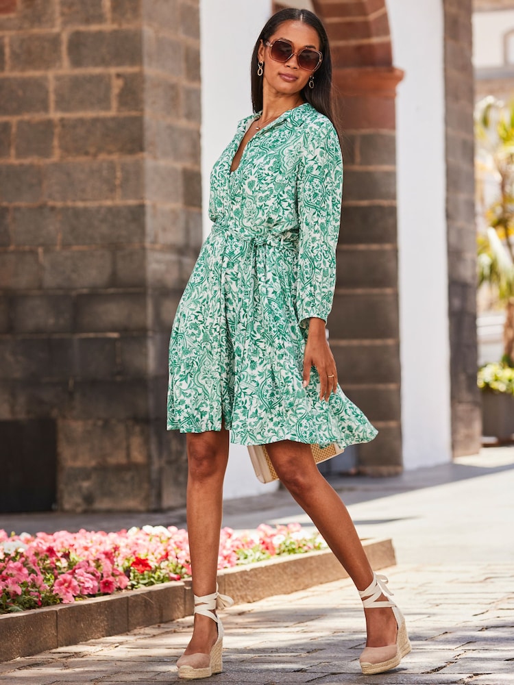 Sosandar Green Baroque Print Crinkle Shirt Dress - Image 2 of 5