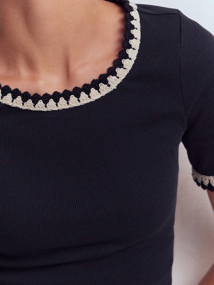 Boden Maddie Trim Detail T-Shirt - Imagen 2 de 5 Boden Maddie Trim Detail T-Shirt - Imagen 2 de 5