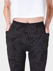 Sweaty Betty Grey Zebra Check Print Zero Gravity Leggings - Image 5 of 9