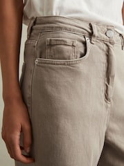Reiss Neutral Layla Petite Relaxed Garment Dyed Wide Leg Jeans - Image 4 of 7
