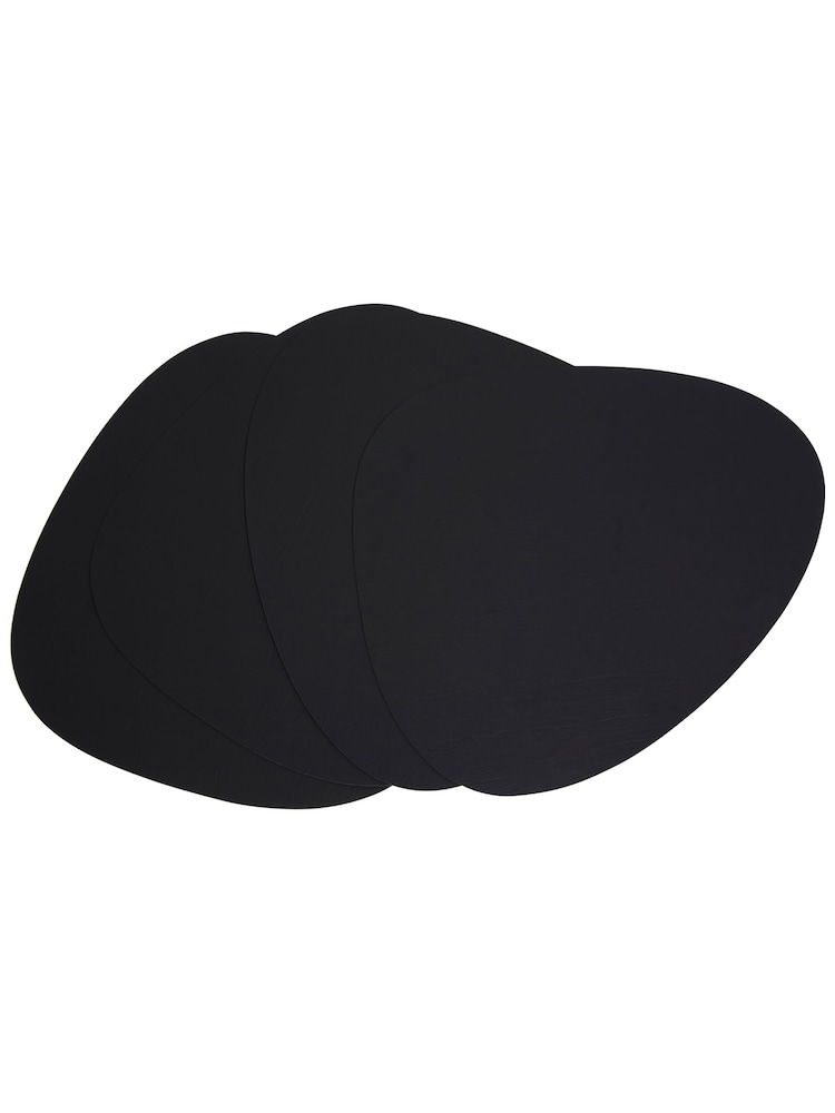 Maison by Premier Black Catlins Pebble 4 Pack Leather Placemats - Image 2 of 4