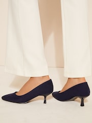 Friends Like These Faux Leather Low Heel Pointed Toe Court Shoe - Imagem 4 de 4