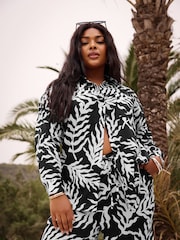 Yours Curve Leaf Print Boyfriend Shirt - Imagen 1 de 7