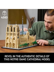 LEGO Architecture NotreDame de Paris Set - Image 3 of 8