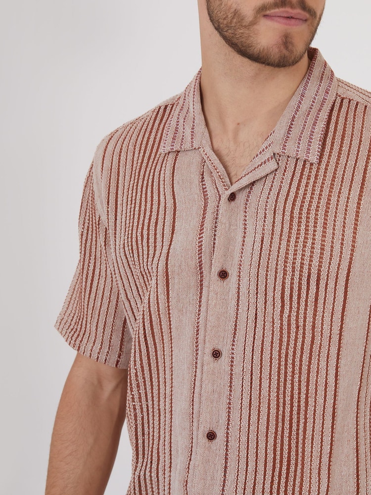 Threadbare Red 100% Cotton Blend Zig Zag Revere Collar Short Sleeve Shirt - Image 5 of 5 Threadbare Red 100% Cotton Blend Zig Zag Revere Collar Short Sleeve Shirt - Image 5 of 5
