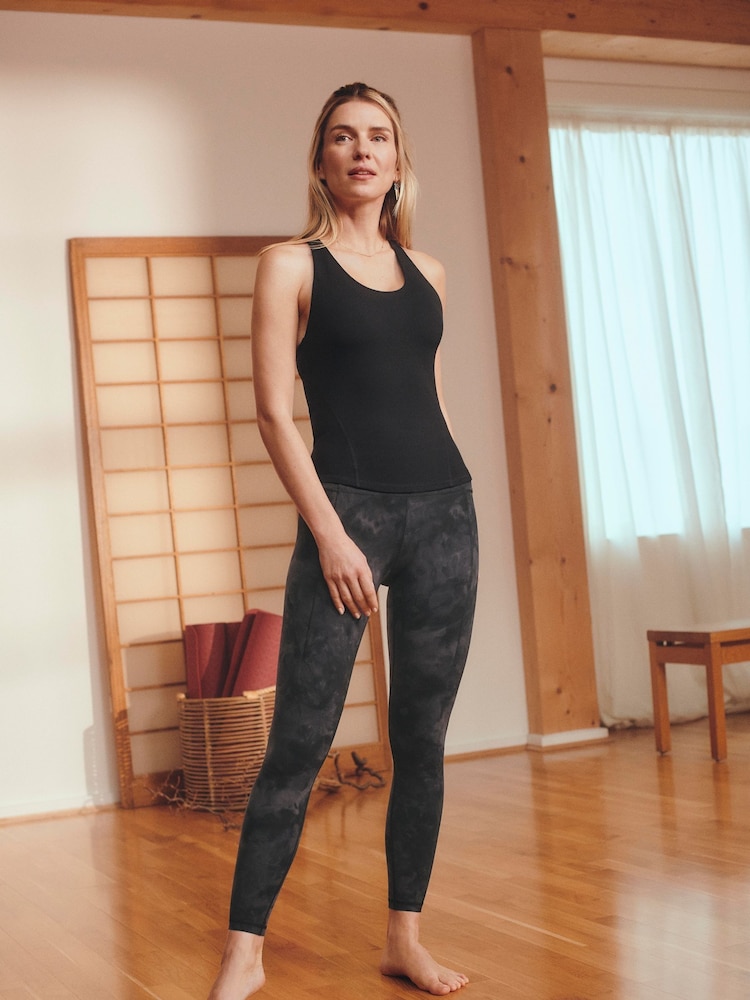 Sweaty Betty Black Spray Dye Print 7/8 Length Super Soft Yoga Leggings - Image 1 of 7