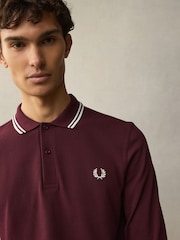 Oxblood/Ecru - Fred Perry Langärmeliges Poloshirt mit doppelten Zierstreifen - Bild 6 von 9