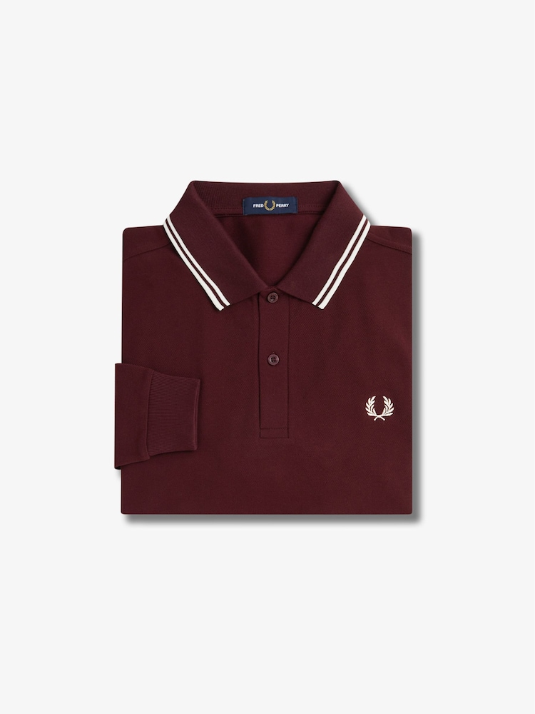 أحمر داكن/بيج فاتح - قميص بولو بكم طويل بحافة مزدوجة من Fred Perry - صورة 9 من 9 أحمر داكن/بيج فاتح - قميص بولو بكم طويل بحافة مزدوجة من Fred Perry - صورة 9 من 9