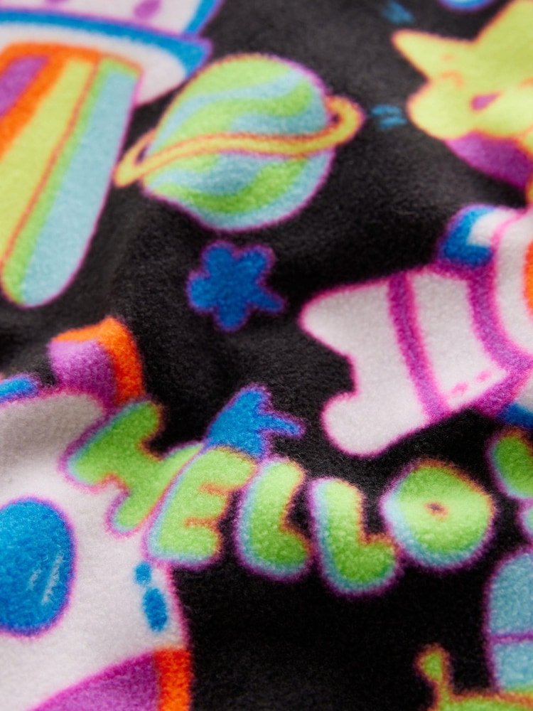 črna/Lime fluorescentna Space - Enotna pižama Soft Touch Fleece z elastanom (9mths-12yrs) - Slika 10 iz 10 črna/Lime fluorescentna Space - Enotna pižama Soft Touch Fleece z elastanom (9mths-12yrs) - Slika 10 iz 10