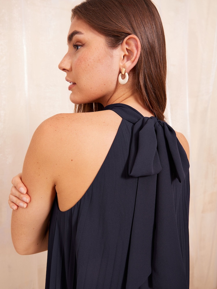 Marineblau/blau - Friends Like These Neckholder Plissiertes Midikleid - Bild 2 von 4 Marineblau/blau - Friends Like These Neckholder Plissiertes Midikleid - Bild 2 von 4