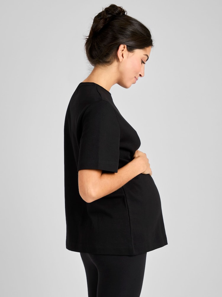 JoJo Maman Bébé Black Oversized Boyfriend Maternity T-Shirt - Image 2 of 4 JoJo Maman Bébé Black Oversized Boyfriend Maternity T-Shirt - Image 2 of 4
