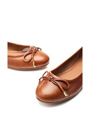 Moda in Pelle Feebie Clean Round Toe Brown Ballerinas - Obraz 4 z 4