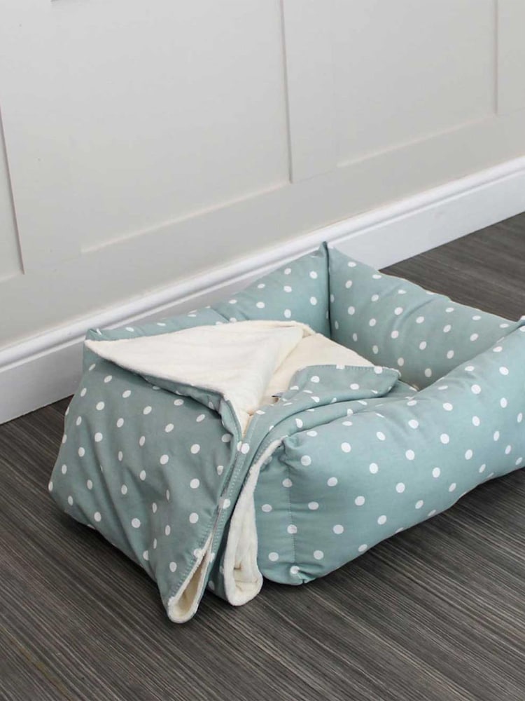 Lords and Labradors Duck Egg Spot 100% Cotton Dog Box Bed - Image 2 of 2