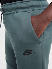 Nike Black/Green Tech Fleece Joggers - Image 4 of 9