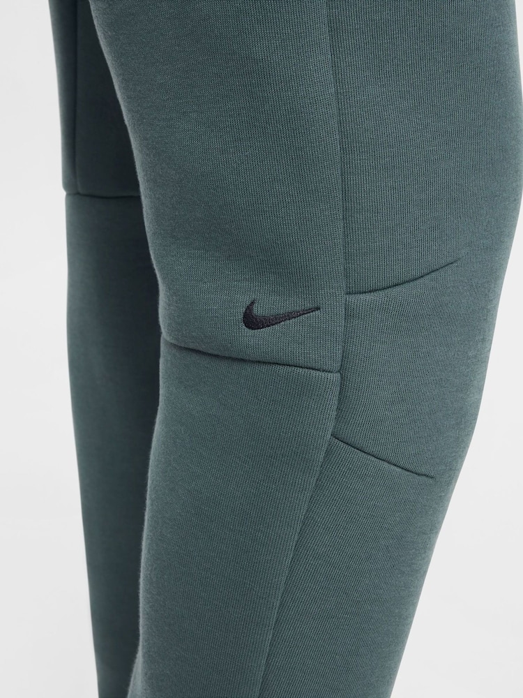 Nike Black/Green Tech Fleece Joggers - Image 6 of 9