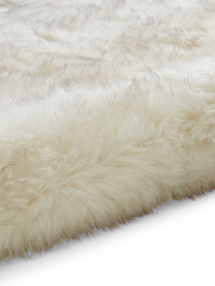 Laurence Llewelyn-Bowen White/Grey Plain Shaggy Mayfair Rug - Image 6 of 6