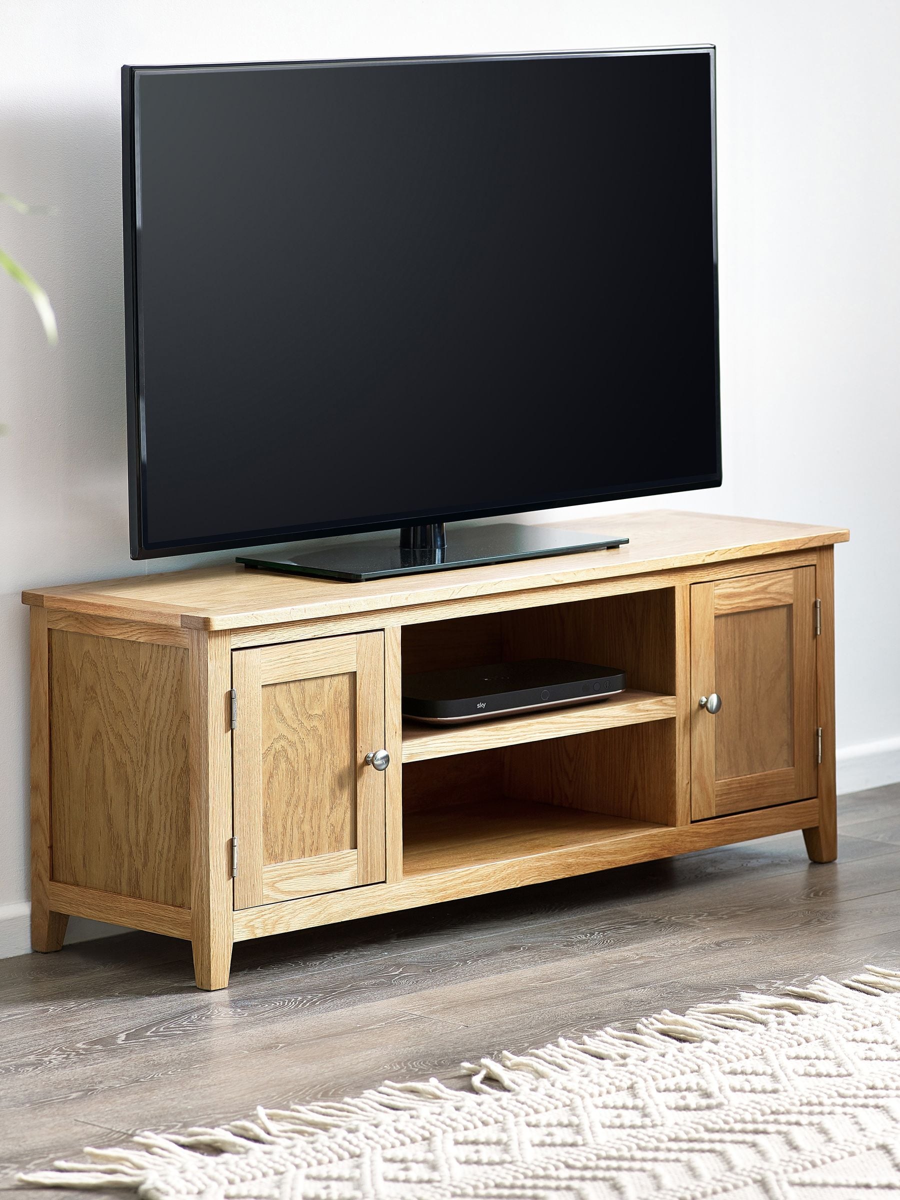Julian Bowen Unisex Light Oak Mallory Tv Unit In - Image 8