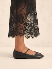 Black Tabitha Simmons x Next Elfie Leather Scalloped Mary Jane Shoes - Image 3 of 8