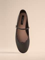 Black Tabitha Simmons x Next Elfie Leather Scalloped Mary Jane Shoes - Image 8 of 8