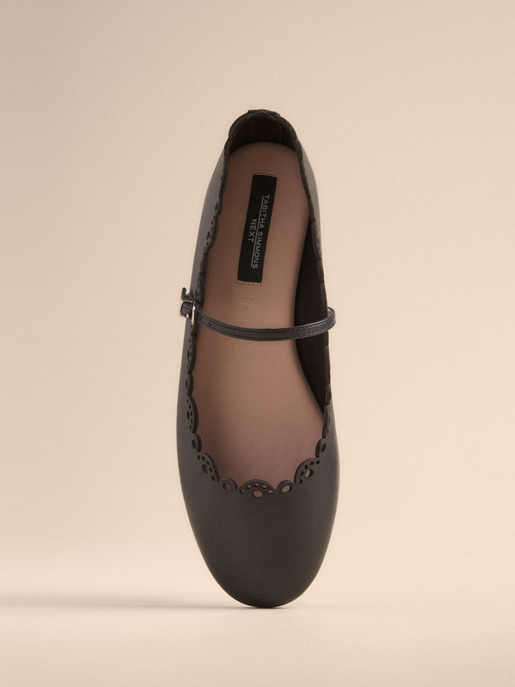 Black Tabitha Simmons x Next Elfie Leather Scalloped Mary Jane Shoes - Image 8 of 8