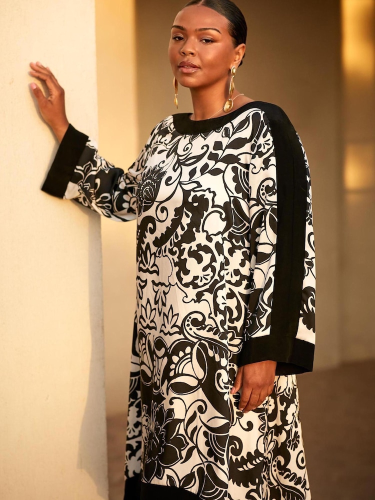 Live Unlimited Black Curve Floral Print Hanky Hem Kaftan - Image 2 of 7 Live Unlimited Black Curve Floral Print Hanky Hem Kaftan - Image 2 of 7