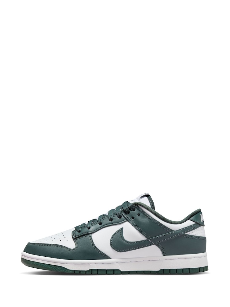 Nike Green/White Dunk Low Trainers - Image 2 of 9