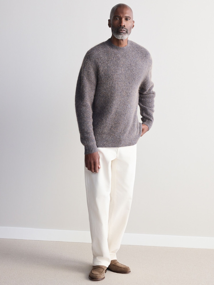Серый - Relaxed Fit Signature Brushed Alpaca/Wool Mix Crew Jumper - Image 2 of 7