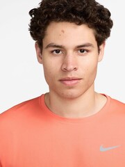 Манго - топ для бега с длинными рукавами Nike Dri-FIT Miler - Изображение 3 из 4
