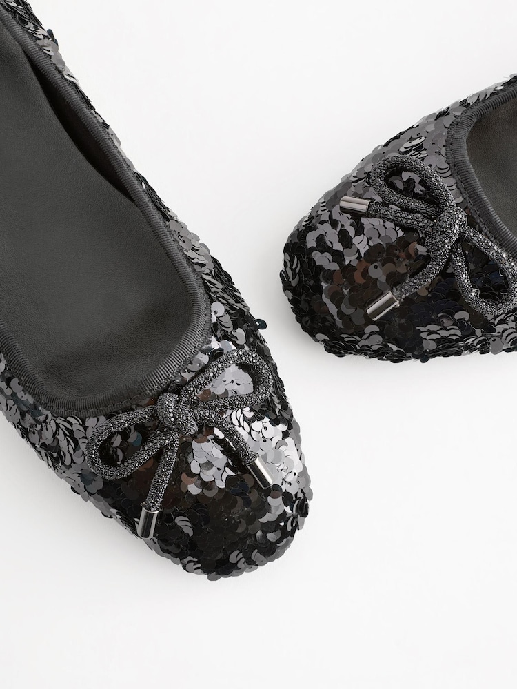 Negro - Bailarinas de lentejuelas con puntera cuadrada de Forever Comfort® - Imagen 9 de 9 Negro - Bailarinas de lentejuelas con puntera cuadrada de Forever Comfort® - Imagen 9 de 9