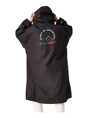 Negro oscuro - Albornoz de cambio impermeable de adulto de Regatta - Imagen 3 de 8