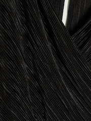 River Island Black Angel Sleeve Plisse Jumpsuit - Image 6 of 6