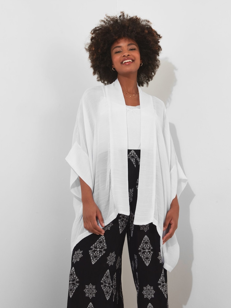Joe Browns White Lightweight Summer Kaftan Kimono - Image 2 of 4