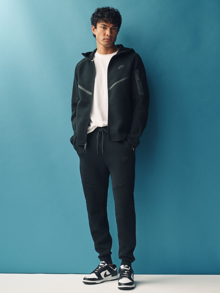 Nike Black Tech Fleece Joggers - Image 2 of 6