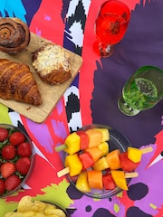 Pickle Picnic Bright Pink XL Blanket 3x3m - Image 2 of 3