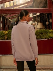 Vaaleanpunainen poskipuna - Relaxed Fit Acid Washed Longline Zip Neck Collegepaita - Image 2 of 6
